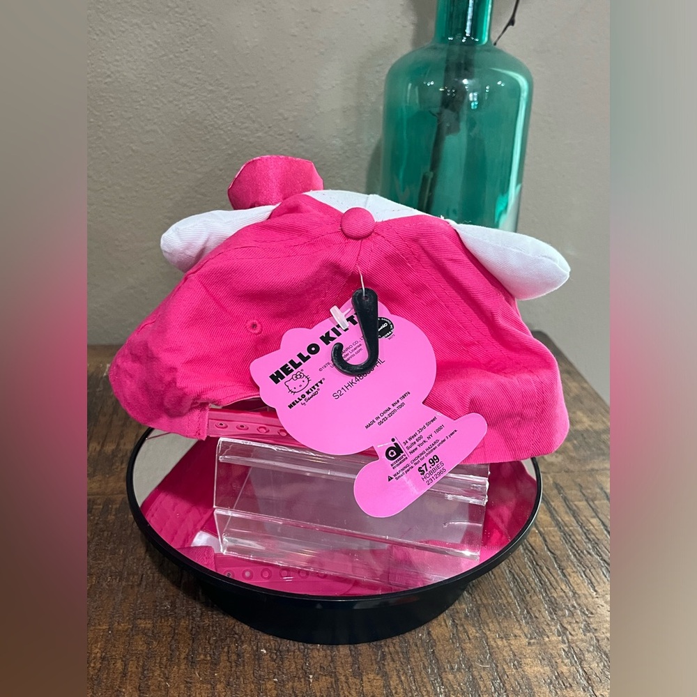 Hello Kitty Pink & White Bow Cap, new! - Picture 2 of 5